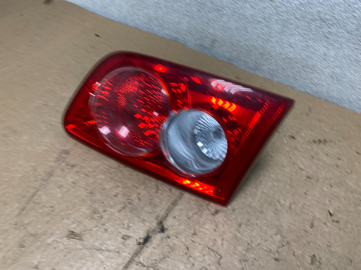 2003 2004 2005 Mazda 6 Right Passenger Inner Tail Light Taillight V3504 DW1