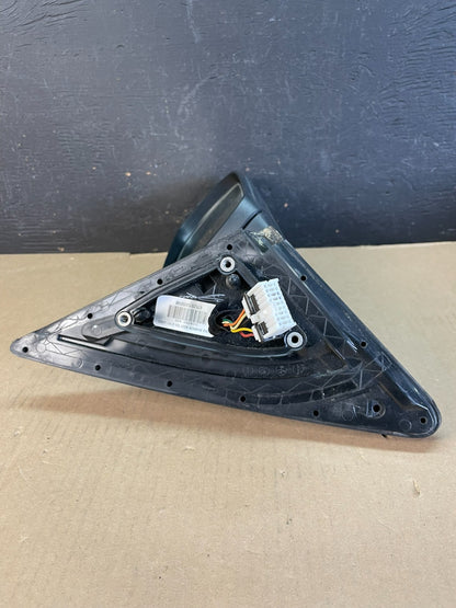 2011 to 2015 Kia Sorento Right Passenger Door Mirror Turn Signal AD5546 DW8
