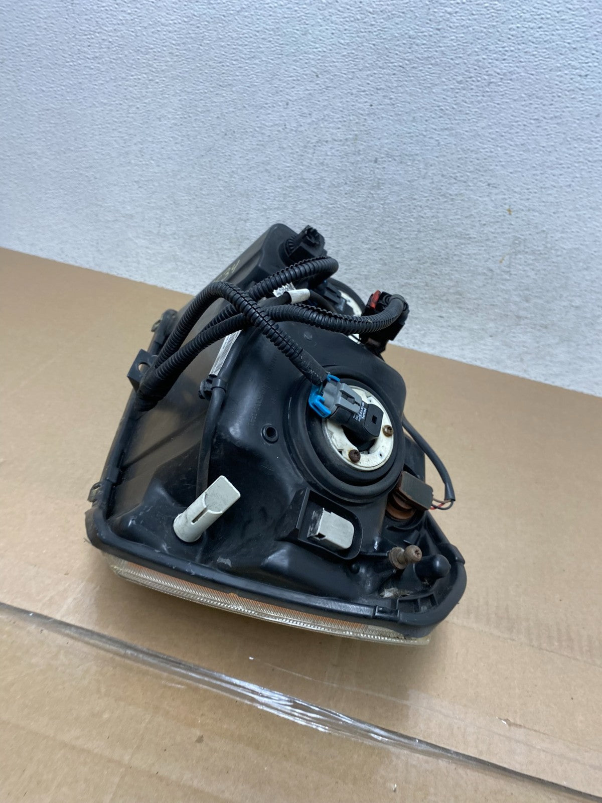 2005 2006 2007 Dodge Magnum Right Passenger RH Side Headlight AE6634 DG7