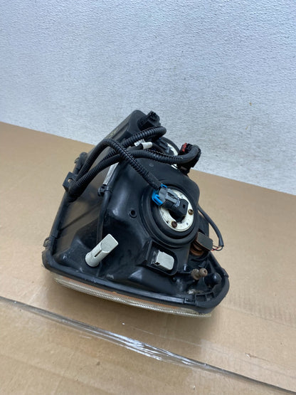 2005 2006 2007 Dodge Magnum Right Passenger RH Side Headlight AE6634 DG7