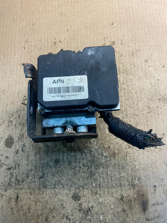 2009 to 2014 Cadillac Escalade ABS Pump Anti Lock Brake Module Z8944 DG0