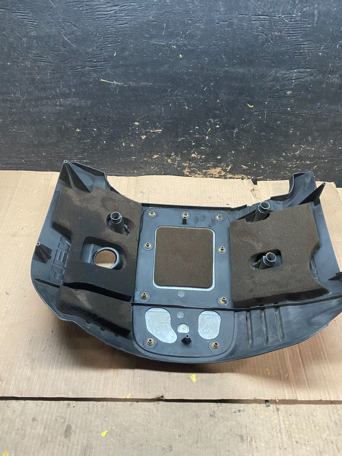 2005 to 2010 Jeep Grand Cherokee 5.7L Hemi Engine Cover Plastic Shield w4855 DG5