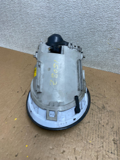 1998 to 2005 Volkswagen Beetle Right Passenger Side Headlight AD1100 DW5