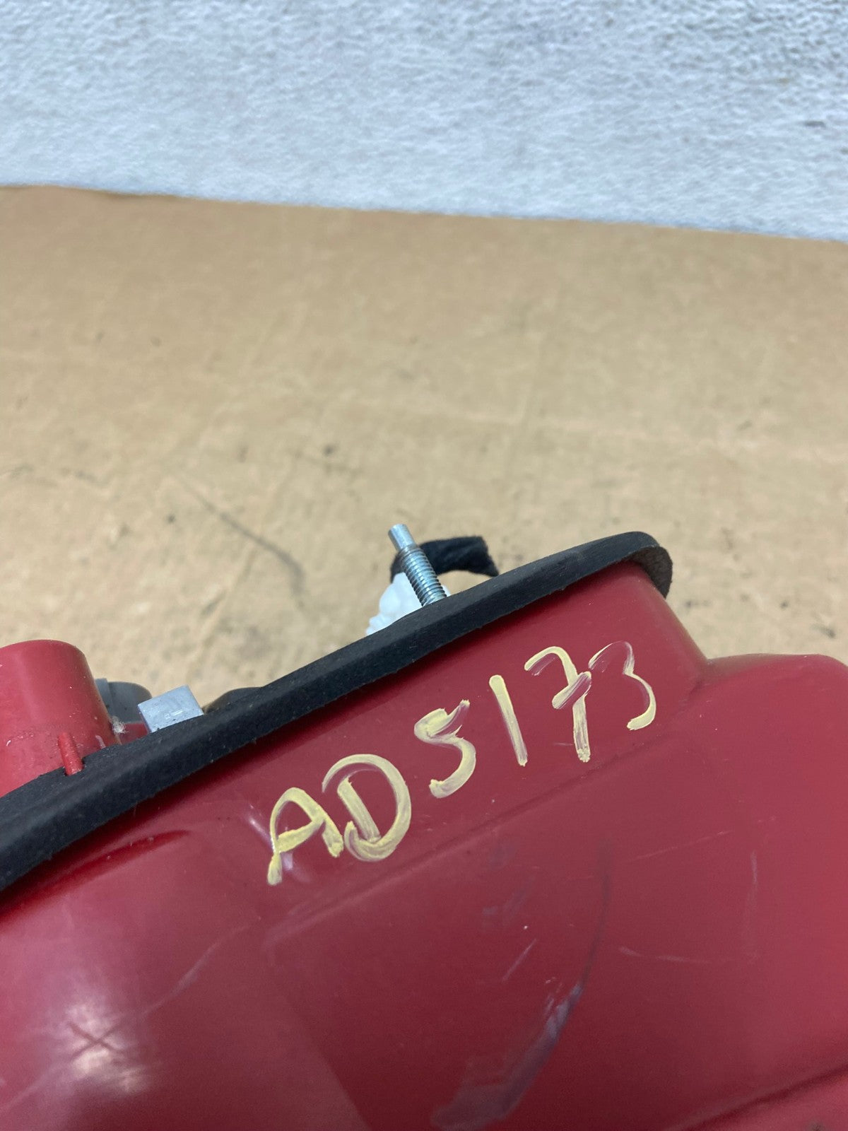 2007 2008 2009 Hyundai Santa Fe Right Passenger Tail Light Inner AD5173 LK6