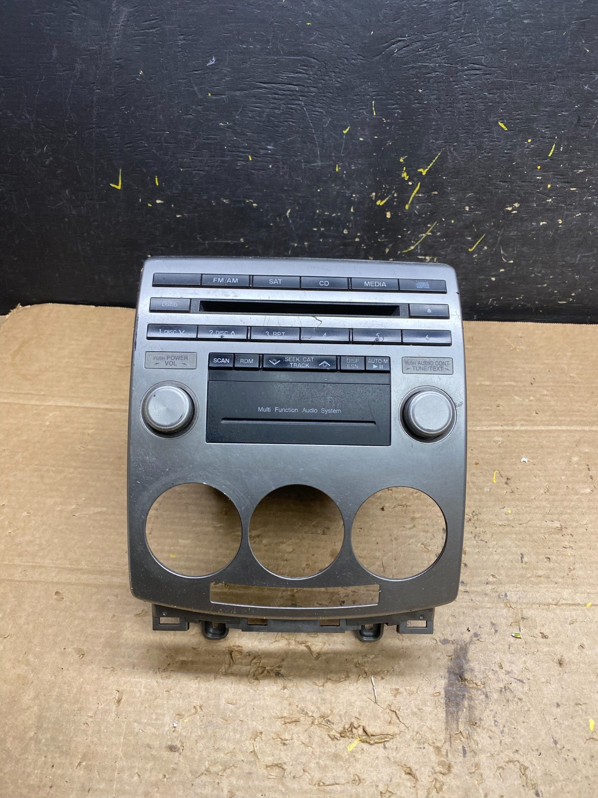 2008-2010 Mazda 5 AM FM 6 Disc CD Player Stereo Radio w9765 DG0
