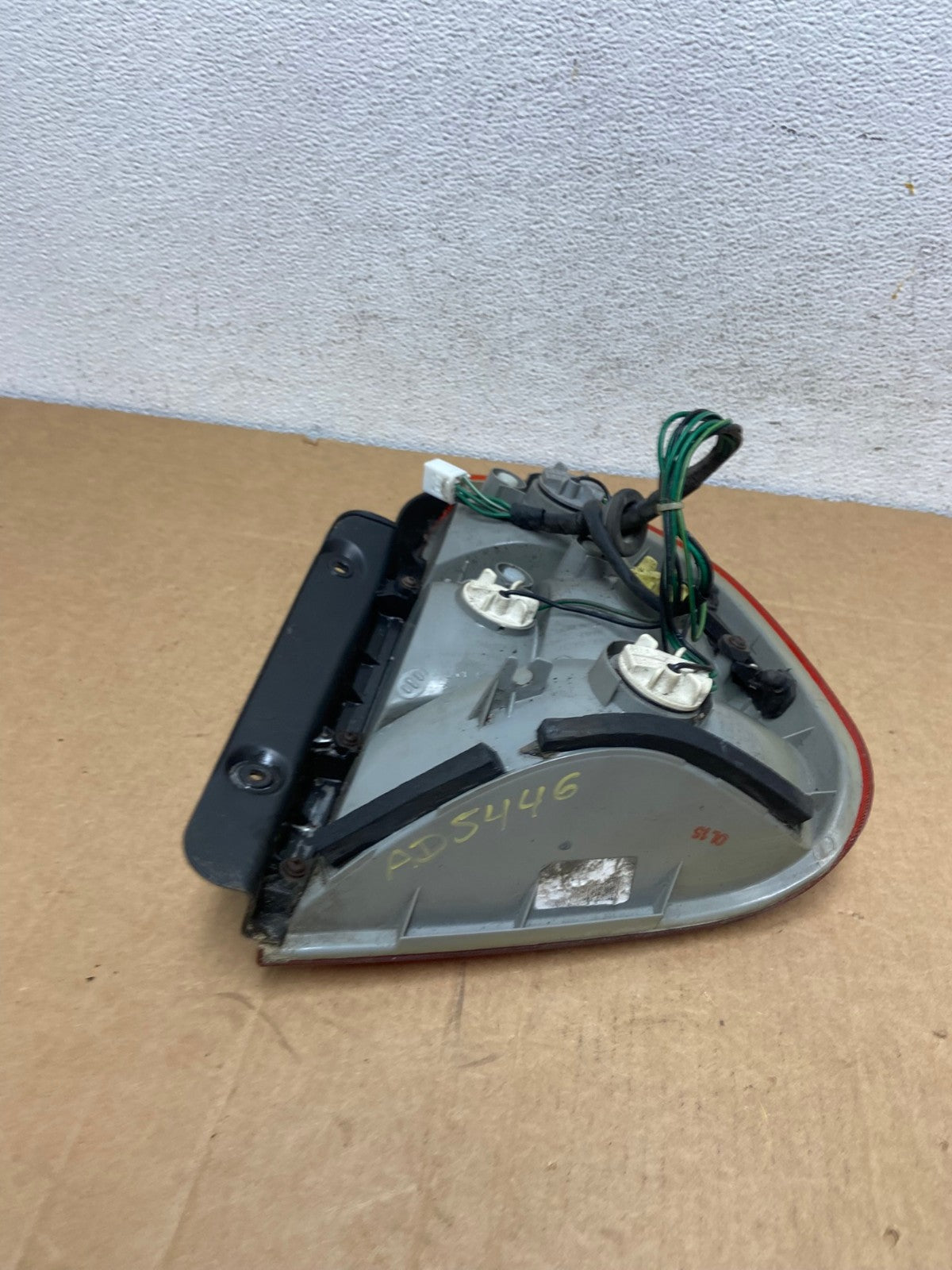 2000-2002 Hyundai Accent Sedan Left Driver LH Tail Light AD5446 LK5