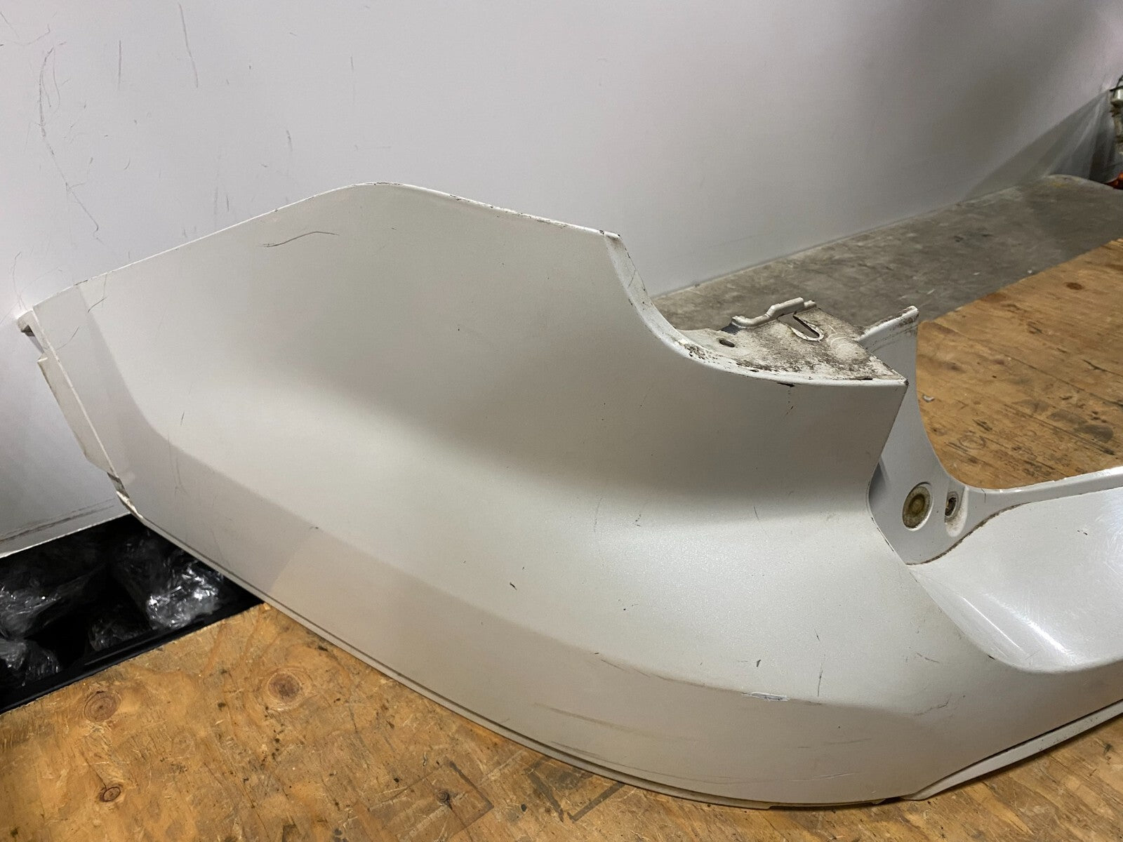 2011 to 2015 Ford Explorer Rear Upper Bumper Cover M14546
