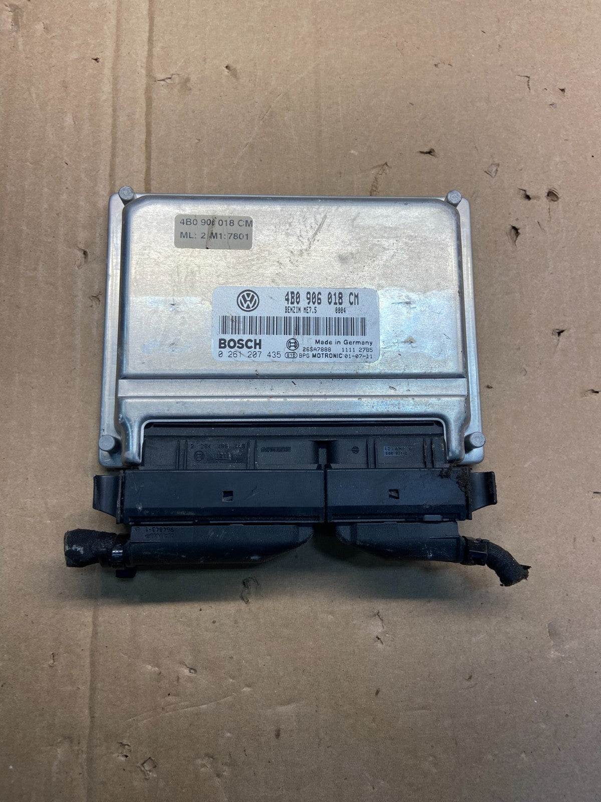 2002 2005 Volkswagen Jetta Passat 1.8L ECM Engine Control Unit ECU AE2294 DG0