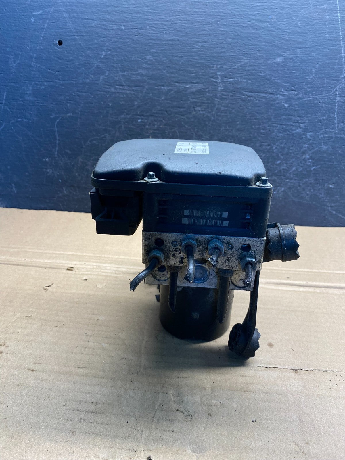BMW 5 E60 E61 6783370 6783368 0265250211 ABS Pump AE80964