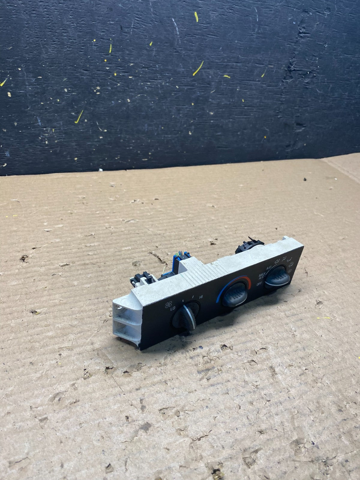 2001 - 2007 GMC Chevrolet Express 1500 Climate Control A/C S3058 DG1