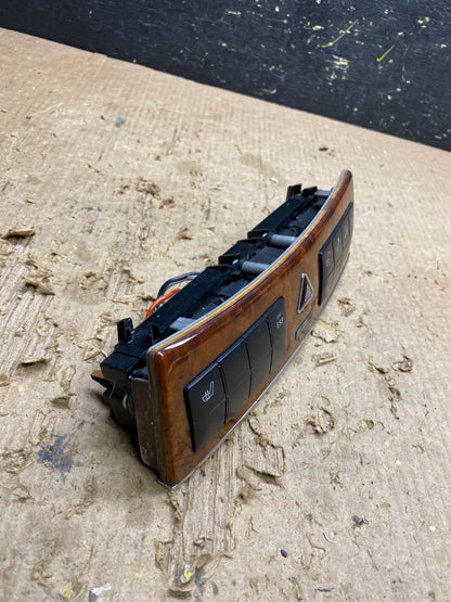 2005-2009 Mercedes W209 CLK350 CLK550 Door Lock ESP Hazard Control Z9745 DG1