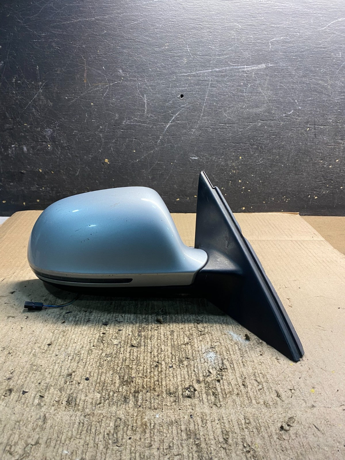 2009 to 2014 Audi A4 Right Passenger RH View Power Door Blind Mirror Z2502 MS0
