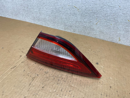 2015 to 2017 Chrysler 200 Sedan Right Passenger  Inner Tail Light Oem Q7518 DW1