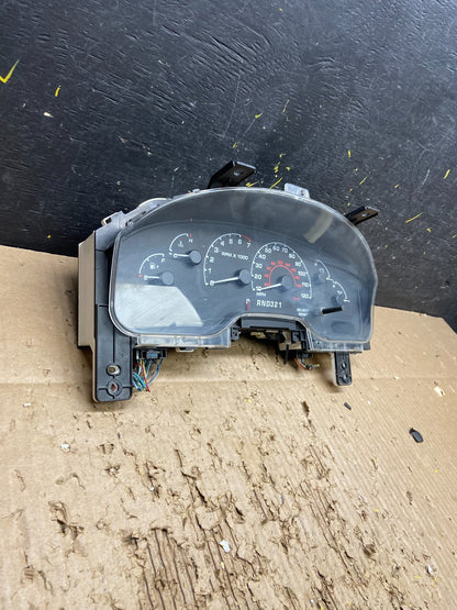2002 Ford Explorer Speedometer Cluster Gauge OEM V7755 DG1