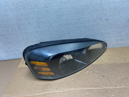2004 to 2008 Pontiac Grand Prix Right Passenger Black Headlight AB5124 DW2