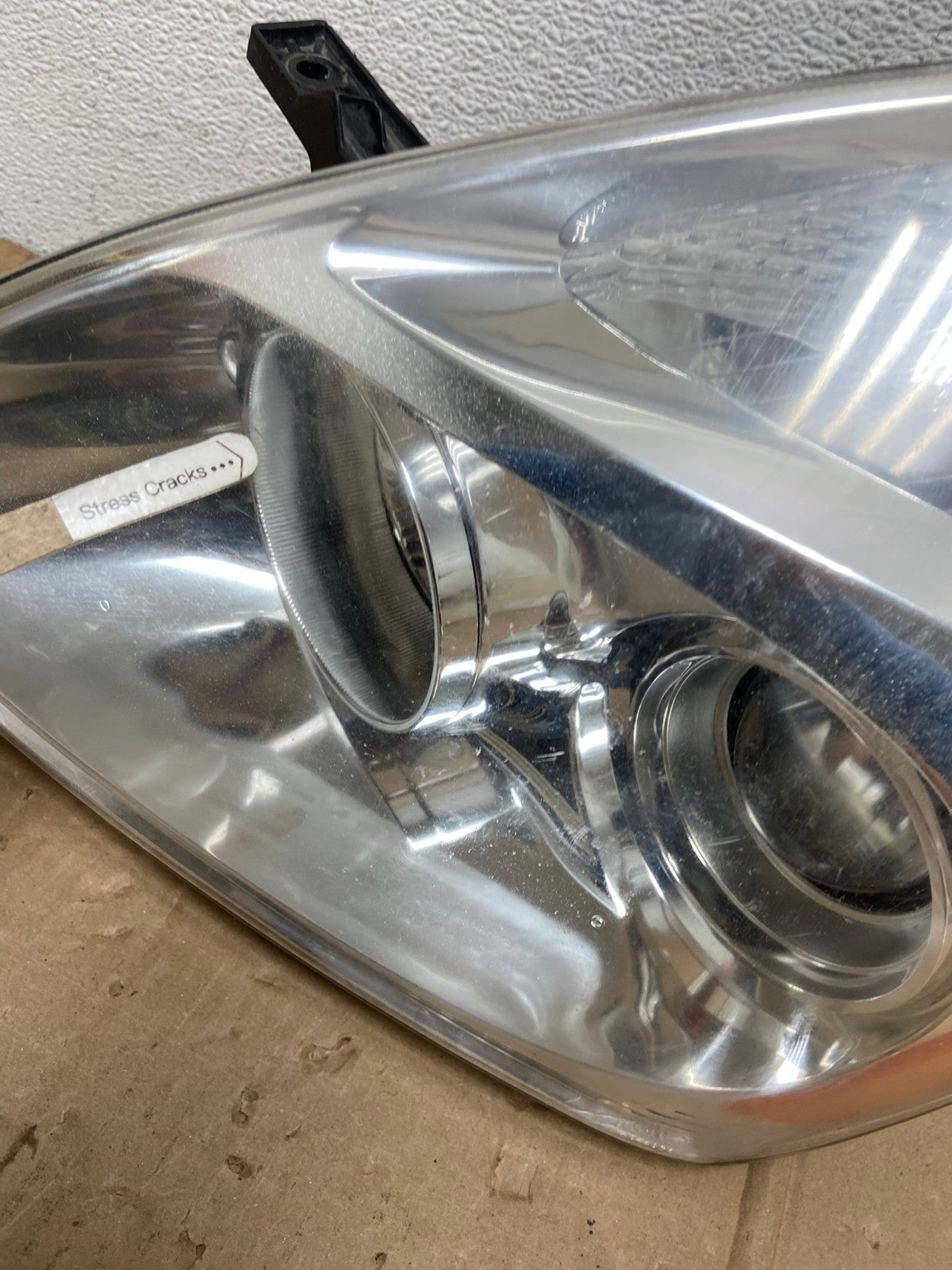 2008-2012 Kia Sedona Left Driver Lh Side Headlight Halogen AE9004 LK4