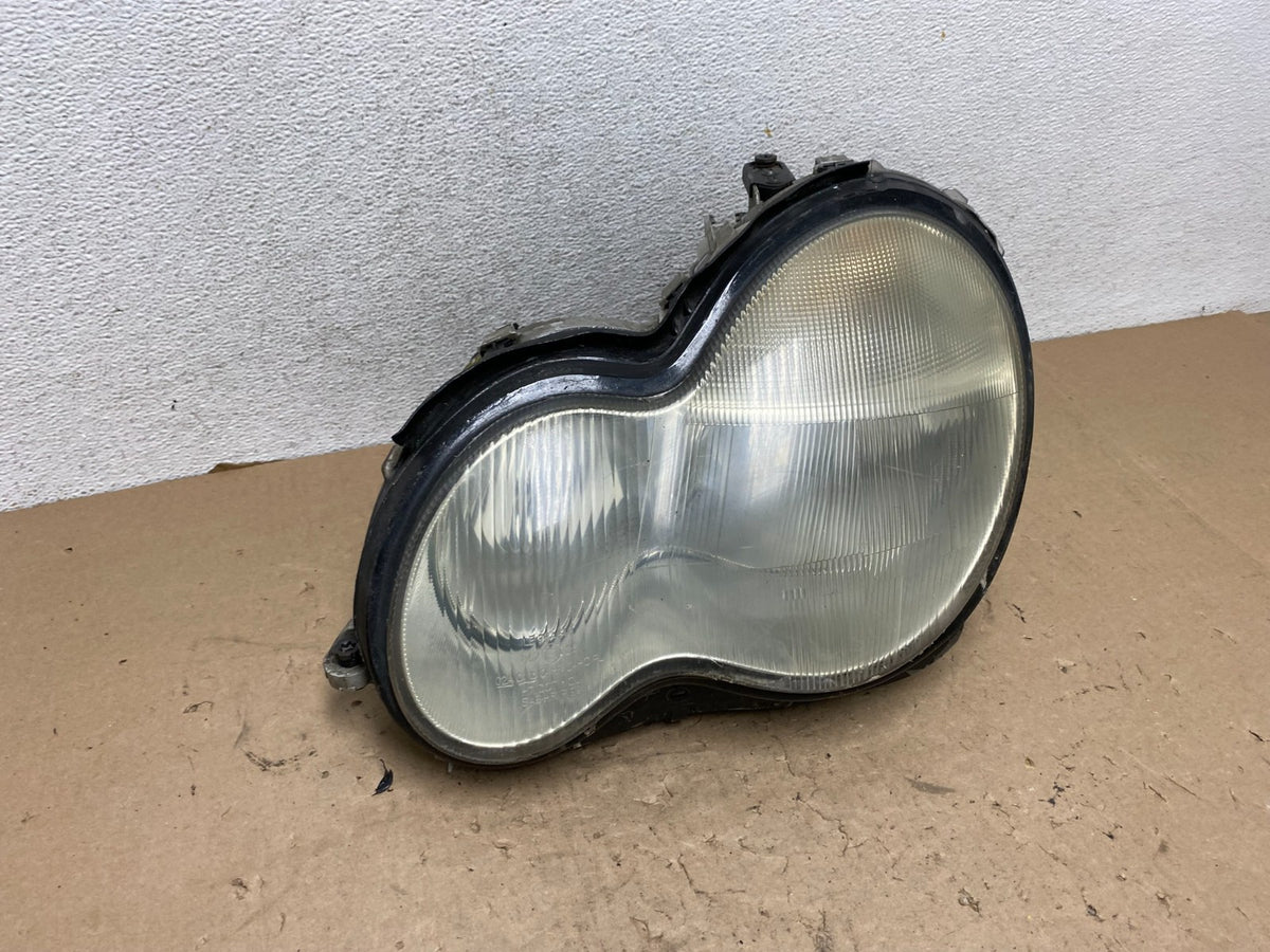 2001-2004 Mercedes-Benz C Class Halogen Left Driver Headlight AG4445 DW2