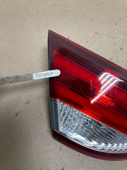2015 to 2017 Chrysler 200 Sedan Left Driver Side Inner Tail Light Q4330 DW4