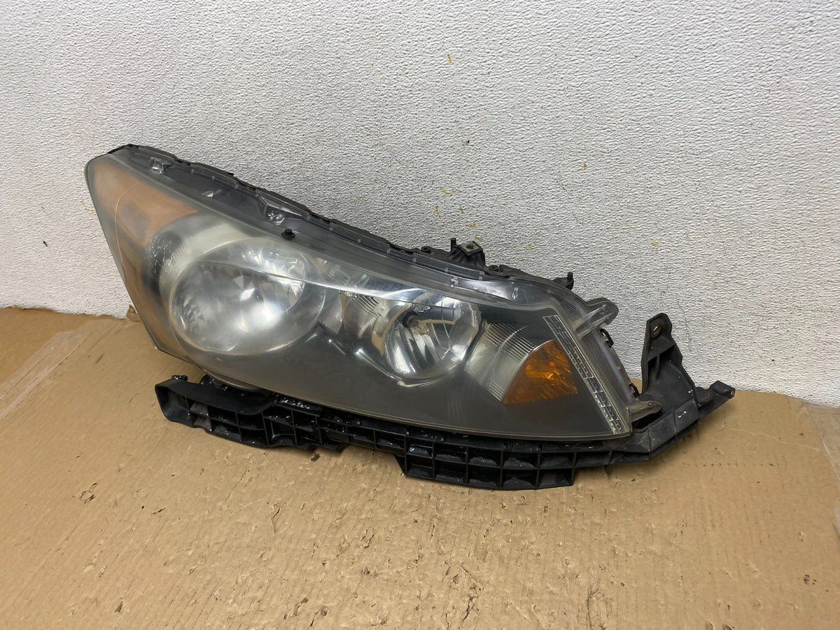 2008 to 2012 Honda Accord Sedan Right Passenger RH Headlight AH2876 DW2