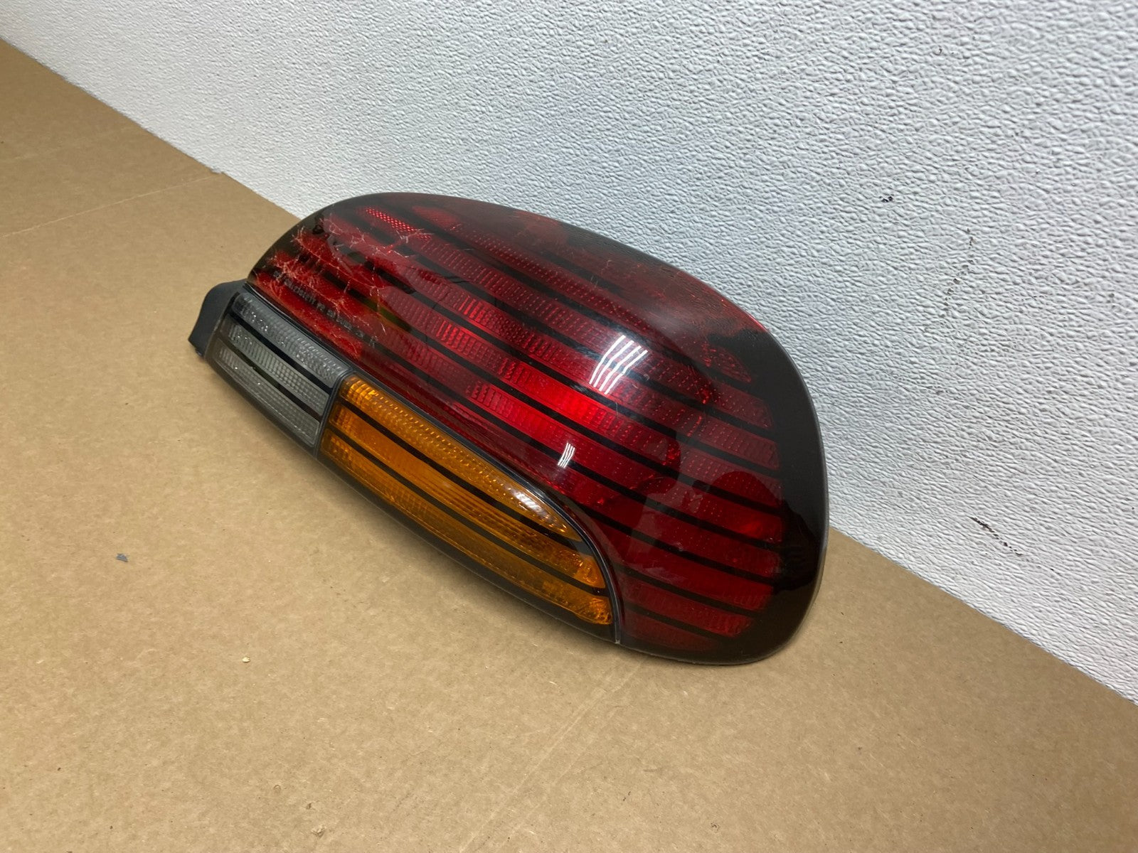 1996-1998 Pontiac Grand AM Right Passenger RH Side Tail Light OEM AB9977 DW1