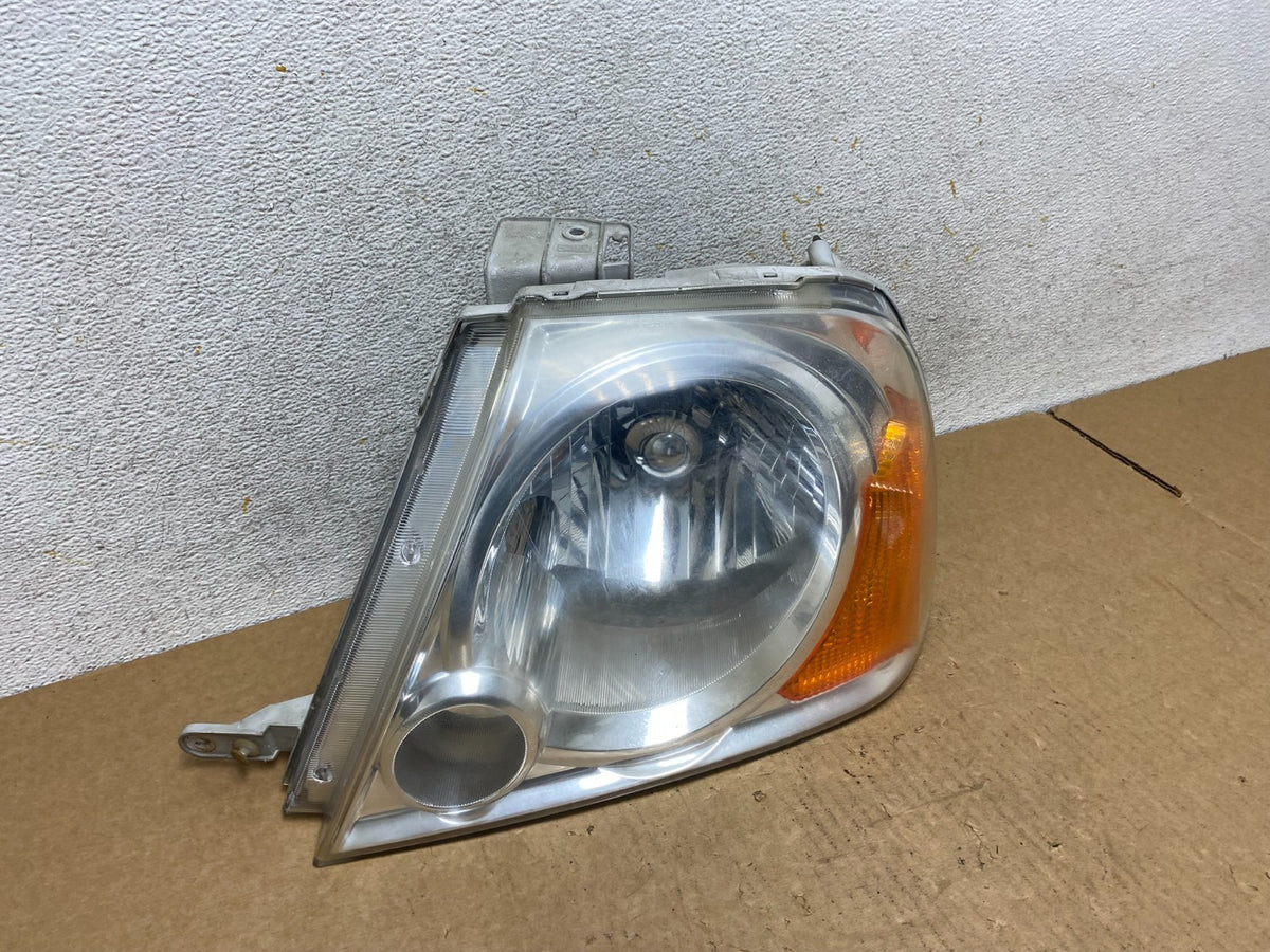 2004 to 2006 Suzuki XL-7 XL7 Left Driver LH Side Halogen Headlight AI3408 DW2