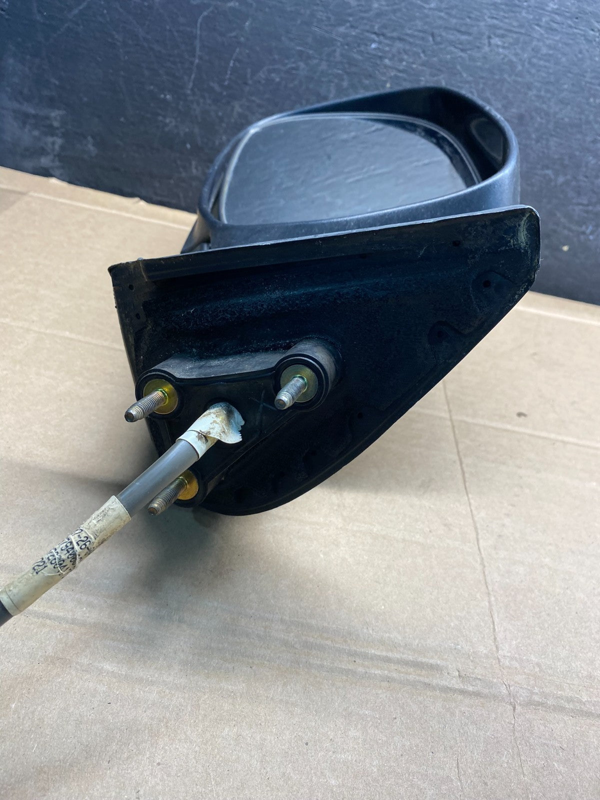 2000 to 2006 Toyota Tundra Left Driver LH Side Door View Mirror AE9864 DW4