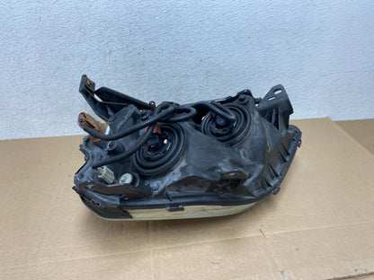 2005 to 2007 Ford Five Hundred Halogen Right Passenger Side Headlight AE4905 DW5