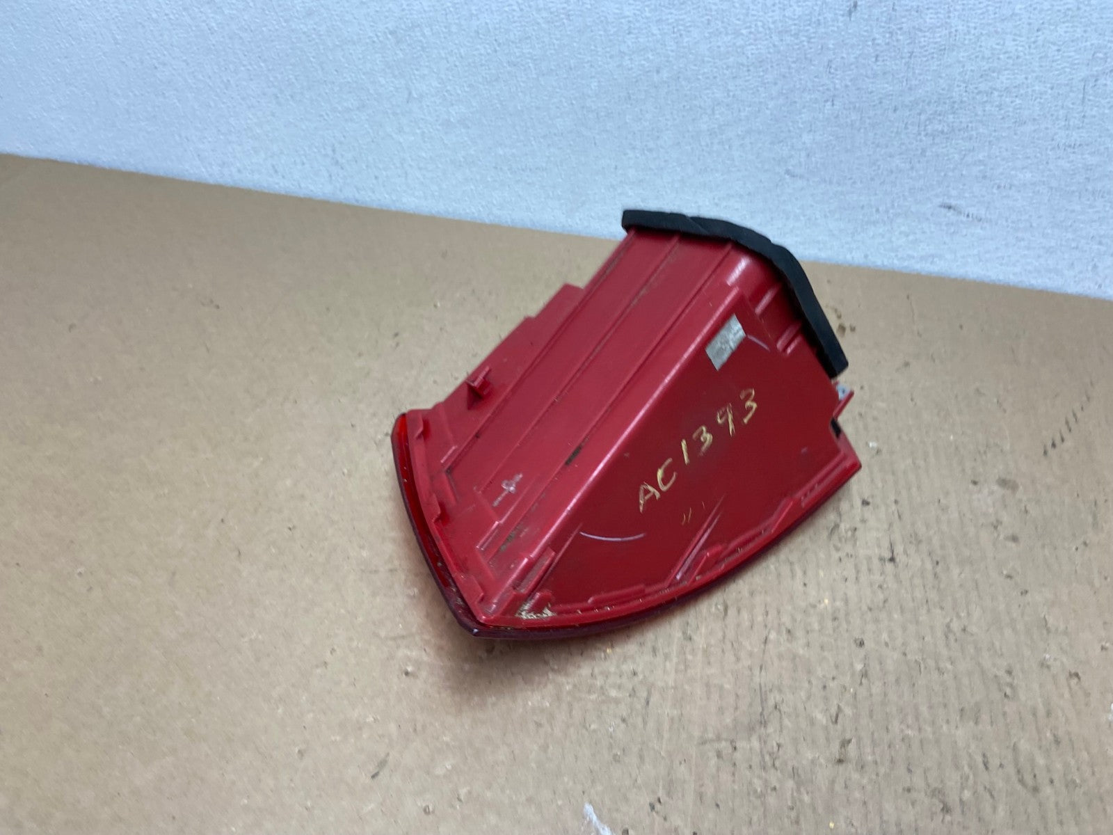 2011 to 2014 Volkswagen Jetta Left Driver LH Side Tail Light AC1393 LK4
