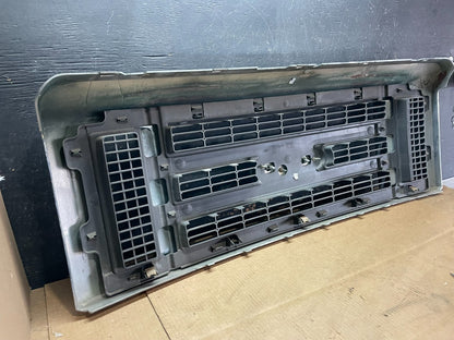 2008 to 2014 Ford Econoline E150 E250 Front Upper Chrome Grill Grille aa9104 DG9