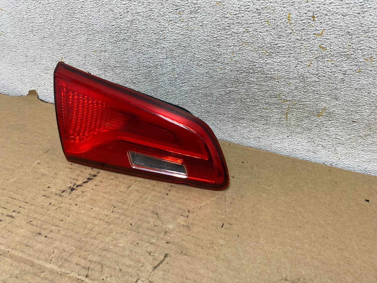 2014 2015 2016 Kia Forte Koup Left Driver LH Side Tail Light AH7953 DG2