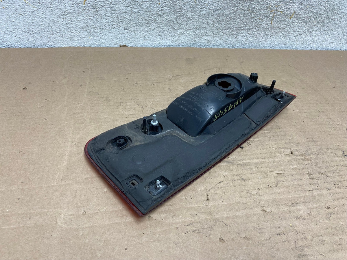 1998-2002 Lincoln Navigator Left Driver Lh Side Tail Light Inner AH9548 LK5