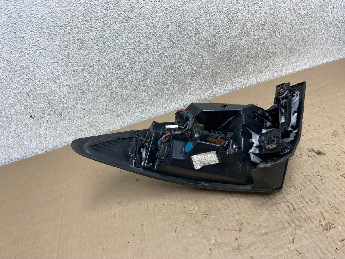 2013 to 2017 Chevrolet Traverse Left Driver LH Side Tail Light AI2520 LK4
