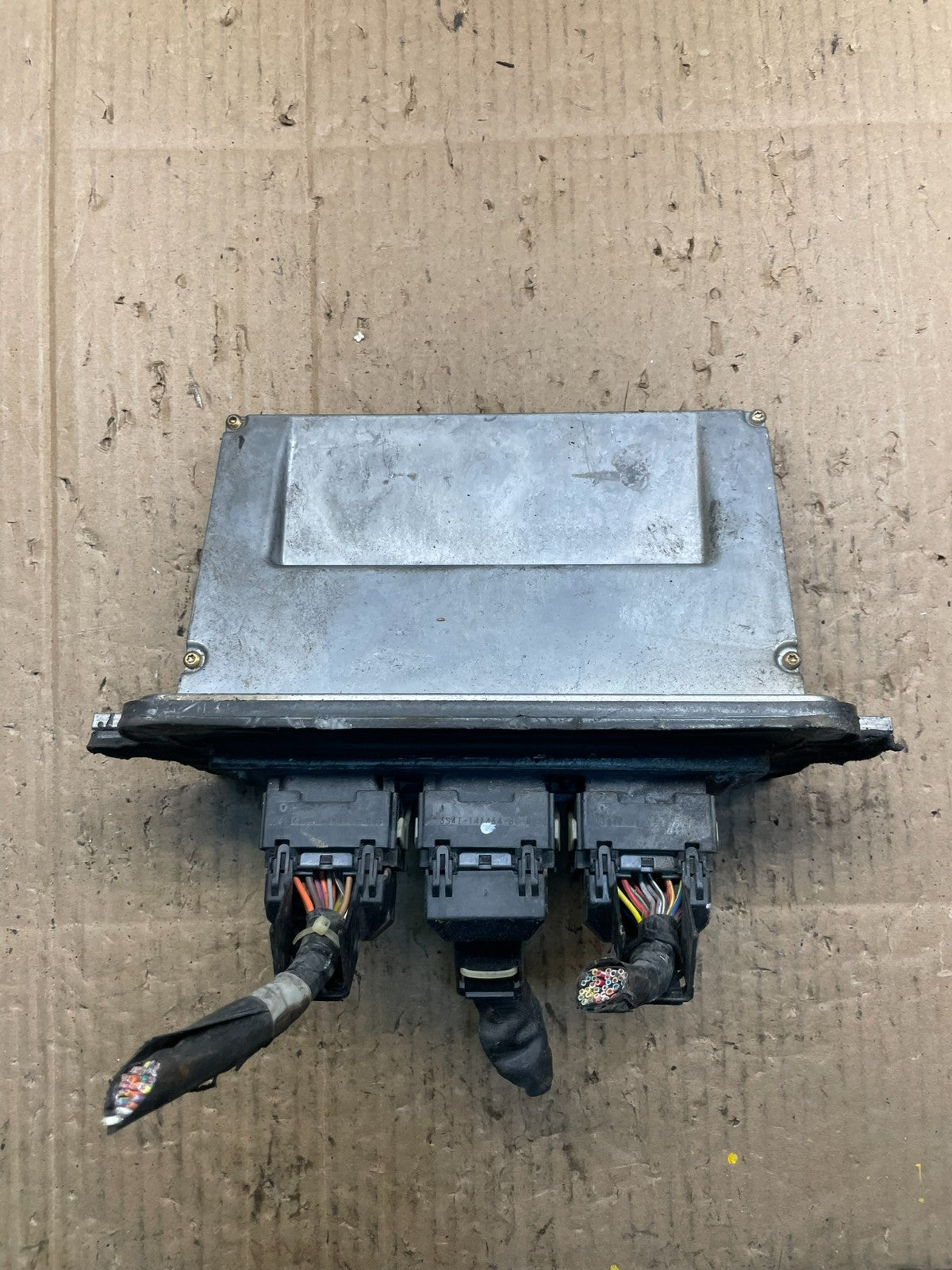 2005 Ford Explorer Mountaineer 4.0L Engine Control ECU Computer Module S2483 DG2