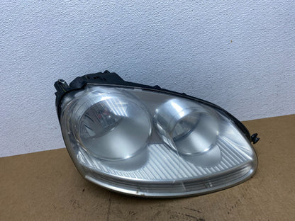 2005 - 2010 Volkswagen Jetta Right Passenger RH Side Headlight Halogen AC3535 DW0