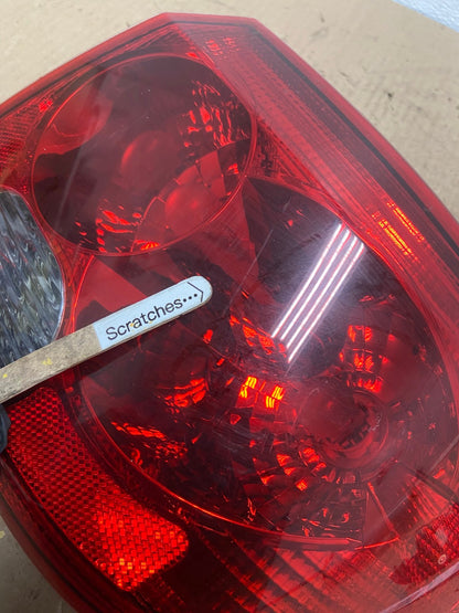 2003 2004 2005 Saturn L L200 L300 Sedan Right Passenger Tail Light Oem AB8305 LK3