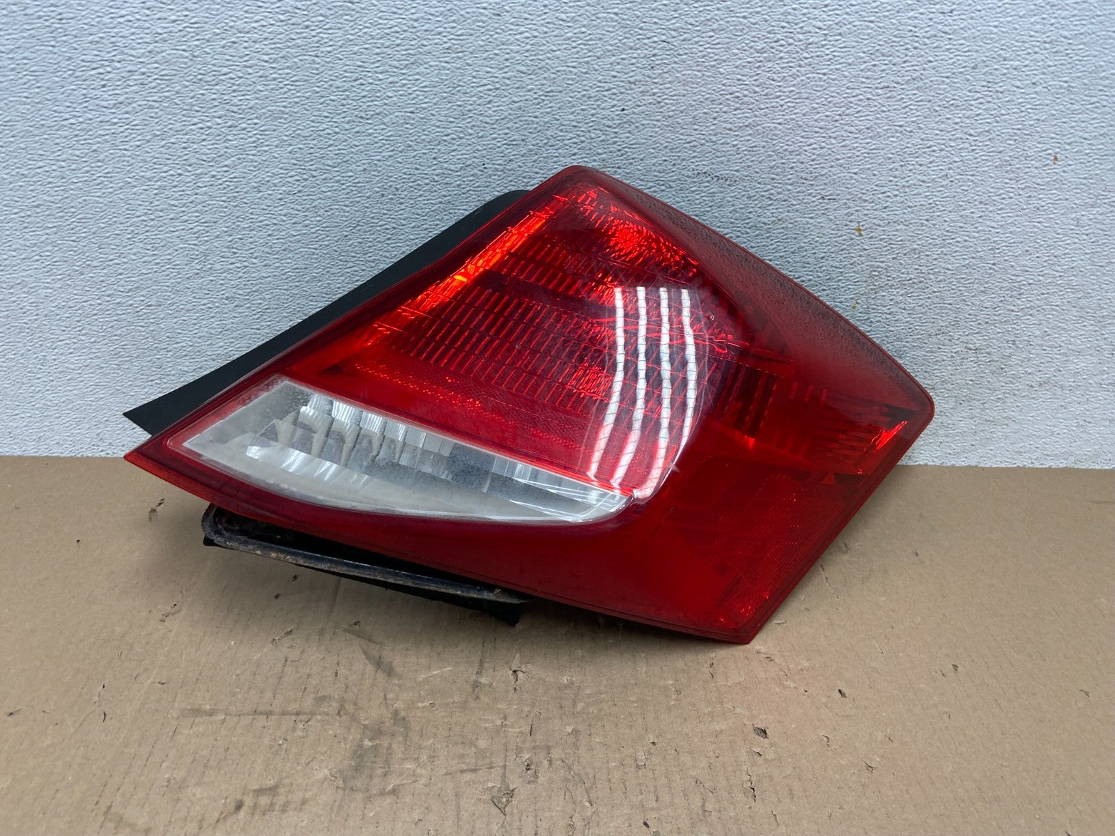 2011 to 2012 Honda Accord Coupe Right Passenger RH Side Tail Light ae8771 DG0