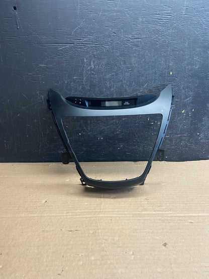 2011-2013 Hyundai Elantra Dash Radio Bezel Clock Display Trim AF2460 DG0