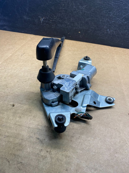 2011 to 2013 Infiniti QX56 QX80 Rear Wiper Motor ad7509 DG4