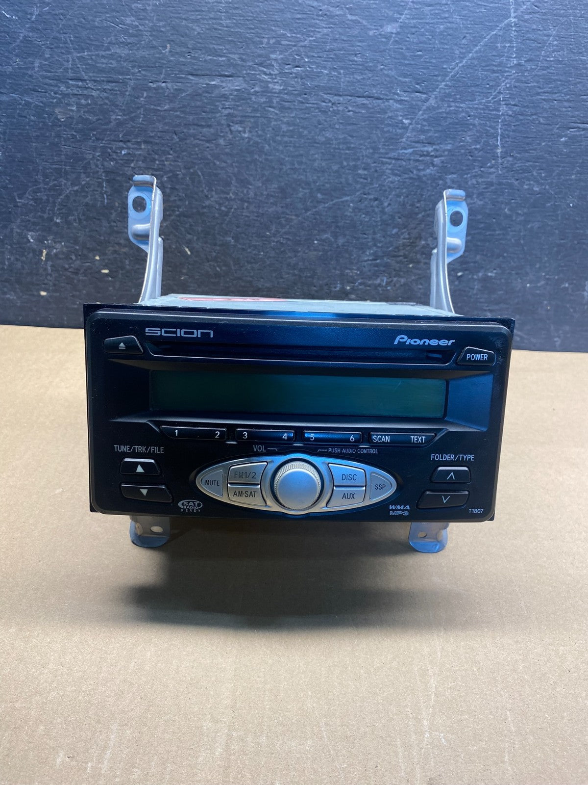 2004 to 2006 Scion TC Pioneer 08600-21800 CD MP3 Stereo Radio AG1774 DG0
