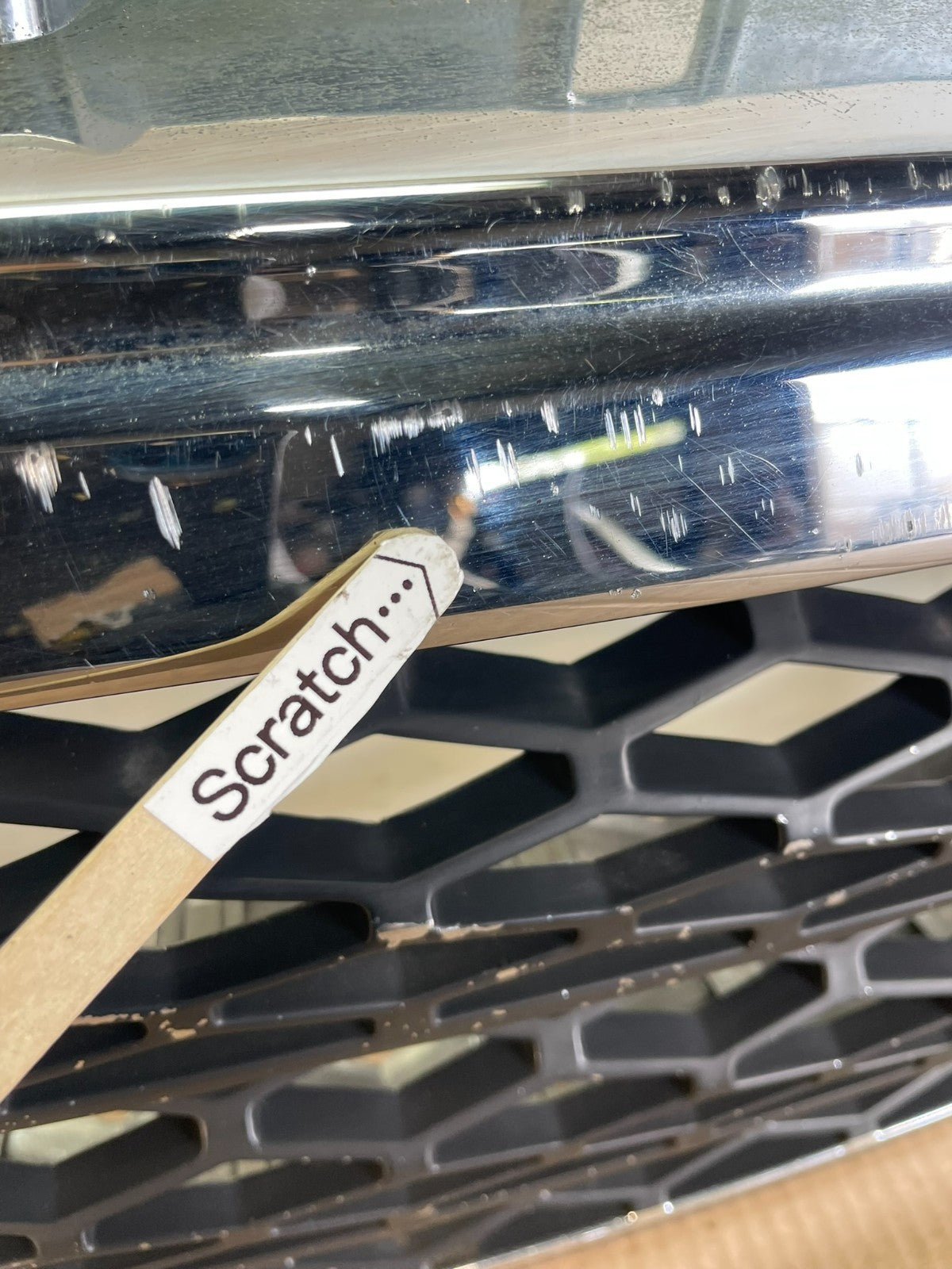 2005 to 2009 Land Rover Lr3 Chrome Black Front Grille Grill AH6414 PS4