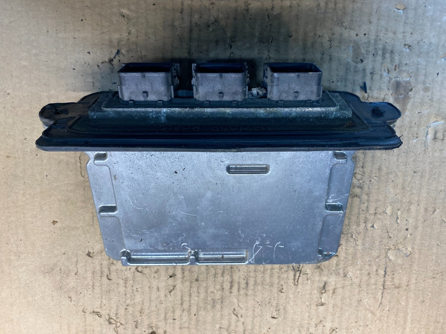 2004 Ford Explorer Engine Control Computer 4l2a-12a650-dh AE8037 DW0