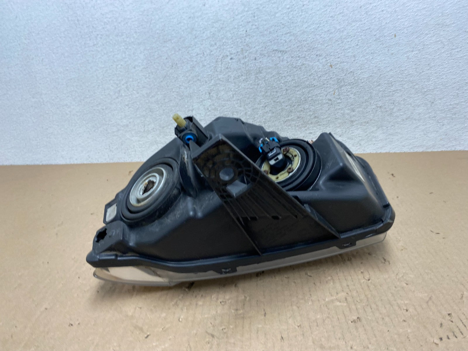 2011-2013 Jeep Grand Cherokee Right Passenger Halogen Headlight AE8831 DW6
