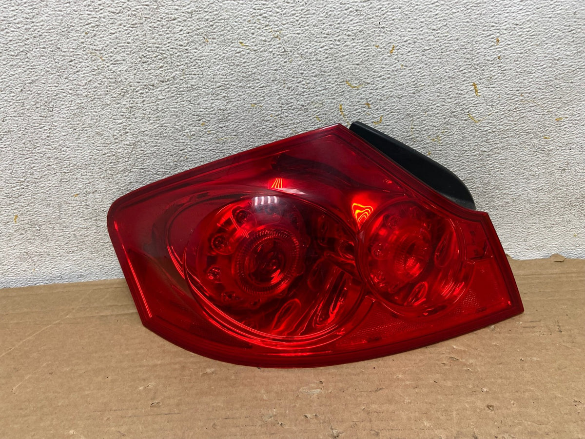 2007 to 2013 Infiniti G35 G37 Sedan Left Driver LH Side Tail Light AH8454 LK0