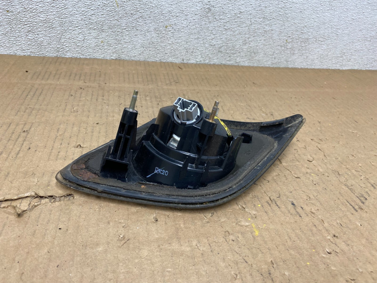 2007 2008 2009 Mazda 3 Sedan Right Passenger Inner Tail Light H0734 OEM DG16