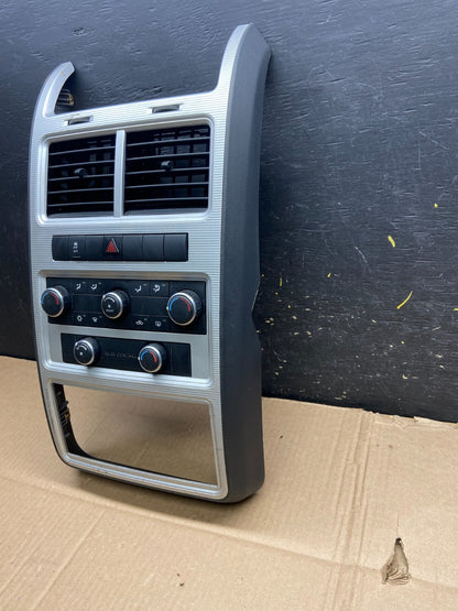 2009 2010 Dodge Journey Center Dash A/C AC Climate Control Bezel Trim y2117 DG1