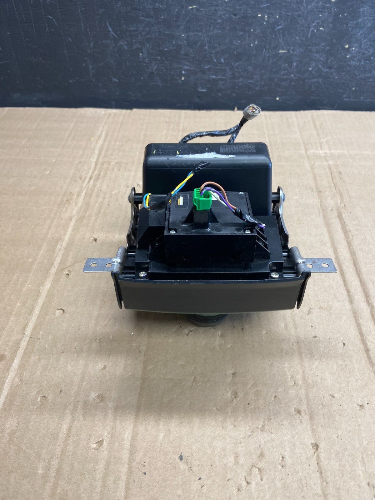 2009 to 2011 Honda Pilot AM FM CD Audio Radio Player Climate Control AD7139 DG4