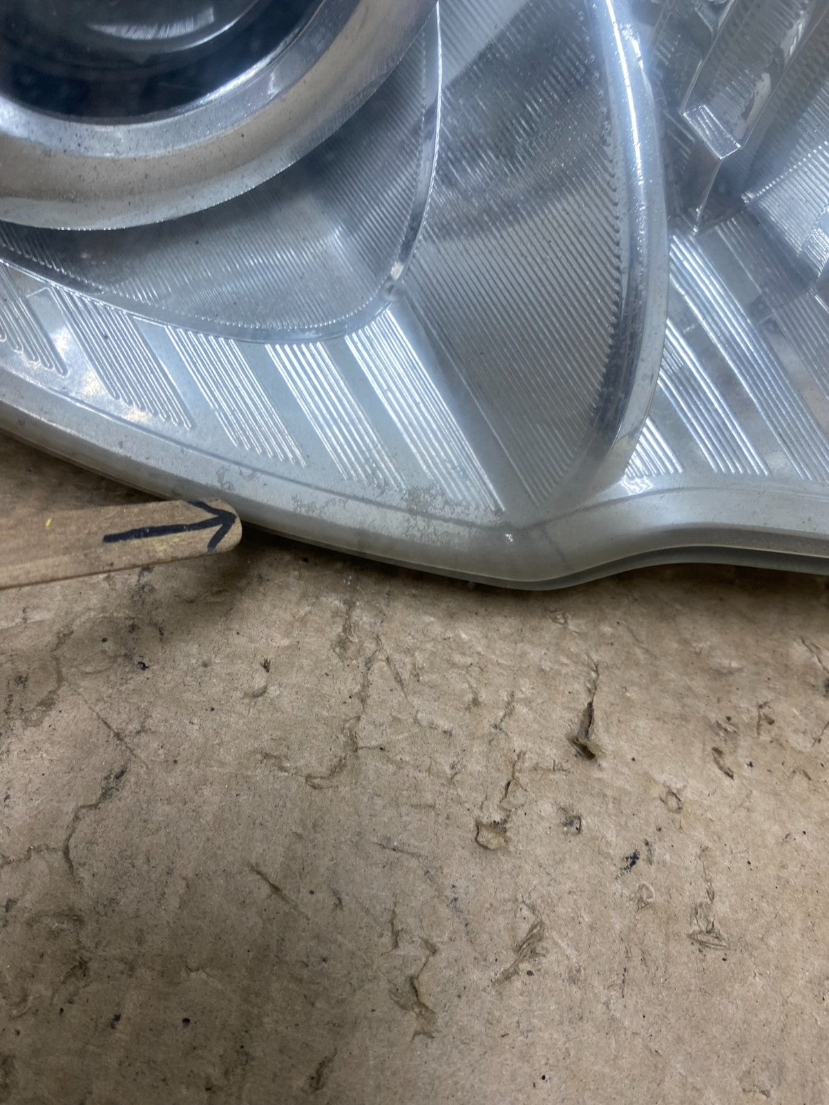 2010-2012 Subaru Legacy Outback Right Passenger Headlight AF8282 DW4