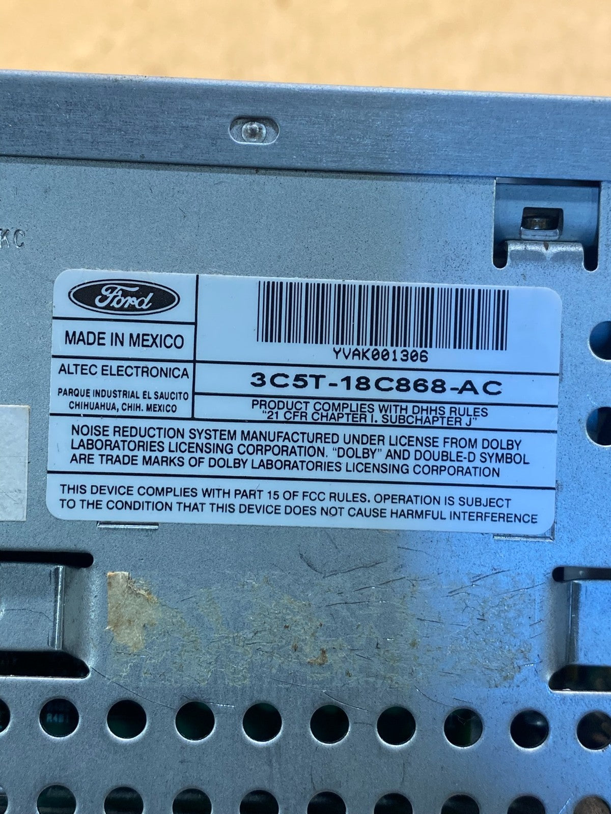 2003 - 2005 Lincoln Aviator Radio AM/FM CD Player Cassette AC7125 DG6