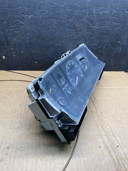 1987 to 1991 Ford F250 F350 Speedometer Cluster Gauge AI9745 DW1