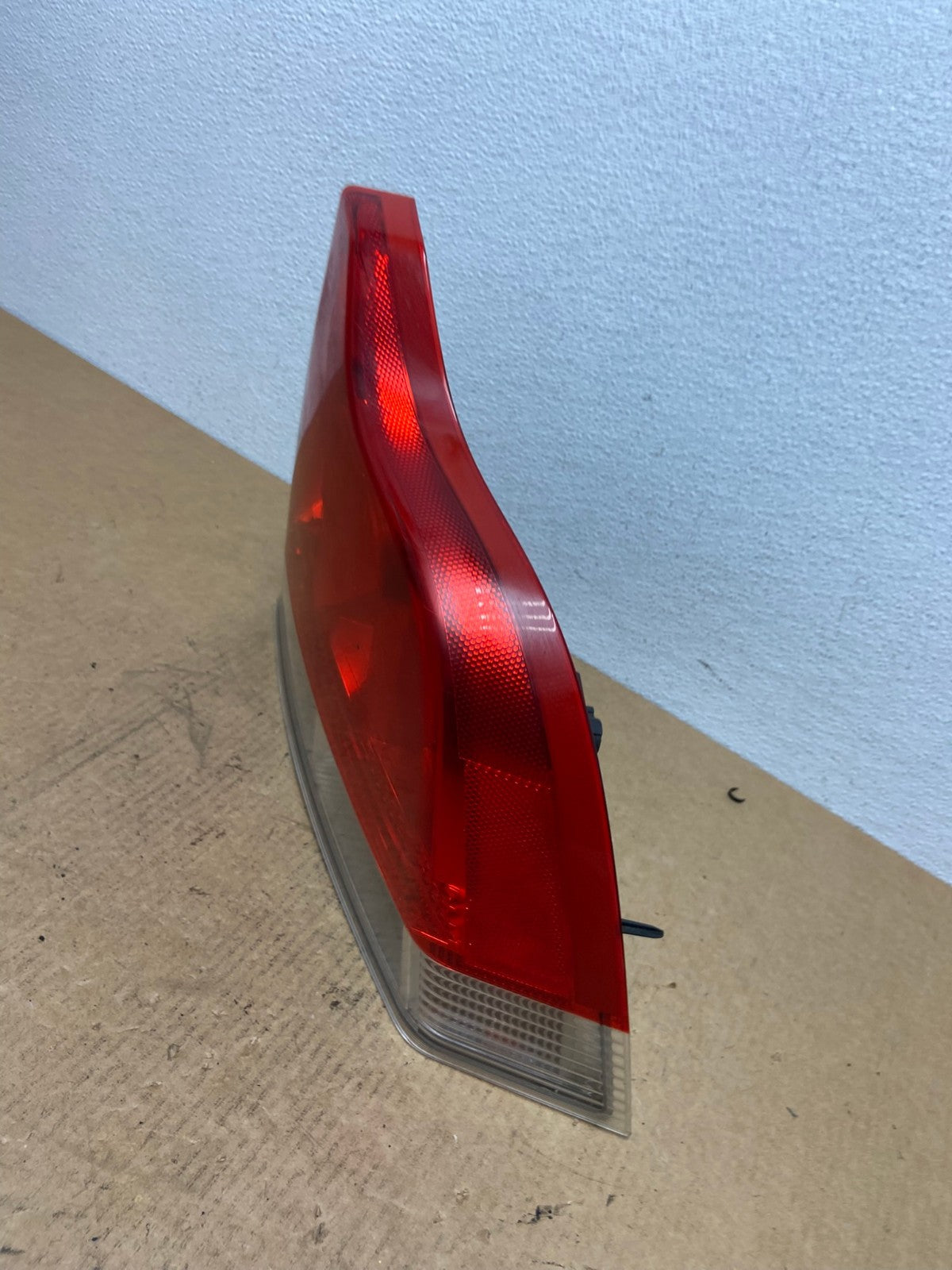 2005 to 2009 Volvo S60 Right Passenger Side Tail Light Oem AC2907 LK1